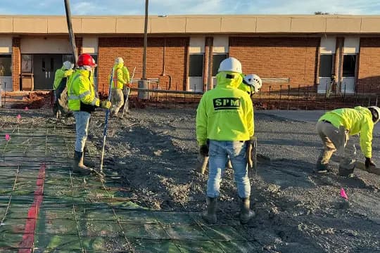 SPM Services crew working on a commercial concrete pour in Oklahoma